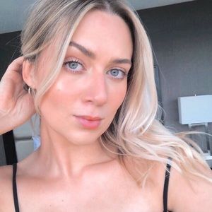 Meet your Posher, Kara